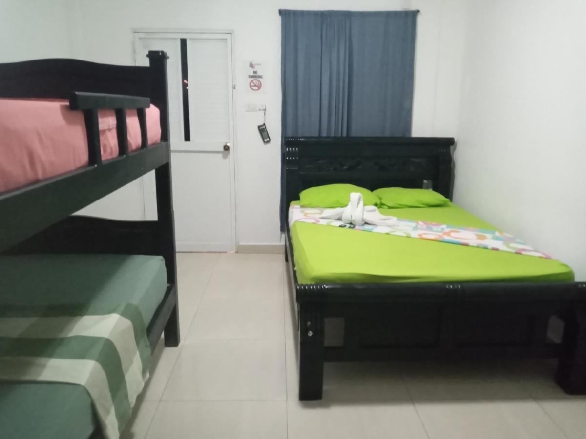 Hostal Cuyagua Palomino Exterior foto